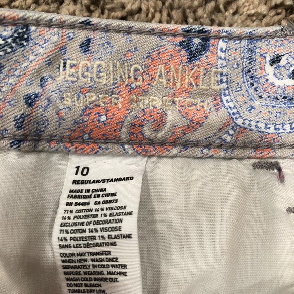 American Eagle patterned ankle jeggings - Picture 4 of 5